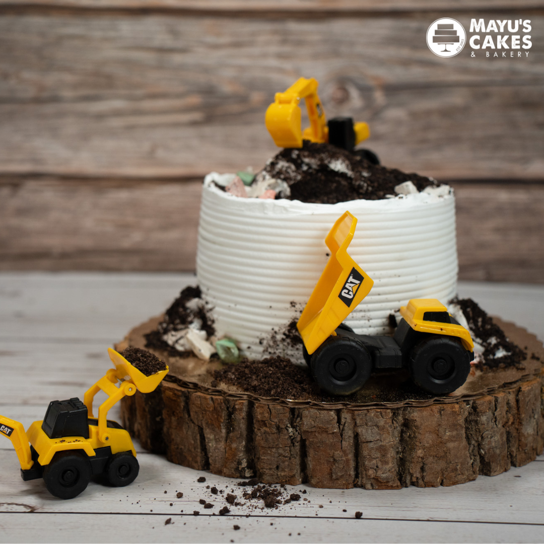 Sweet Build Cake – Mayu's Cakes & Bakery